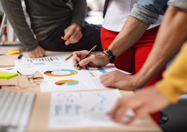 How to choose the right marketing agency that fits your business 1 choosing an advertising agency